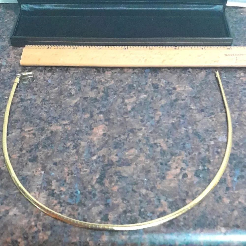 Unisex Goldtone Snake Chain...New...17.5"